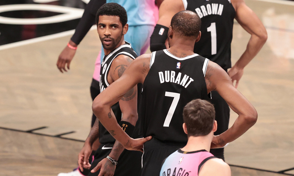 国王鏖战尼克斯，锡安带队取胜