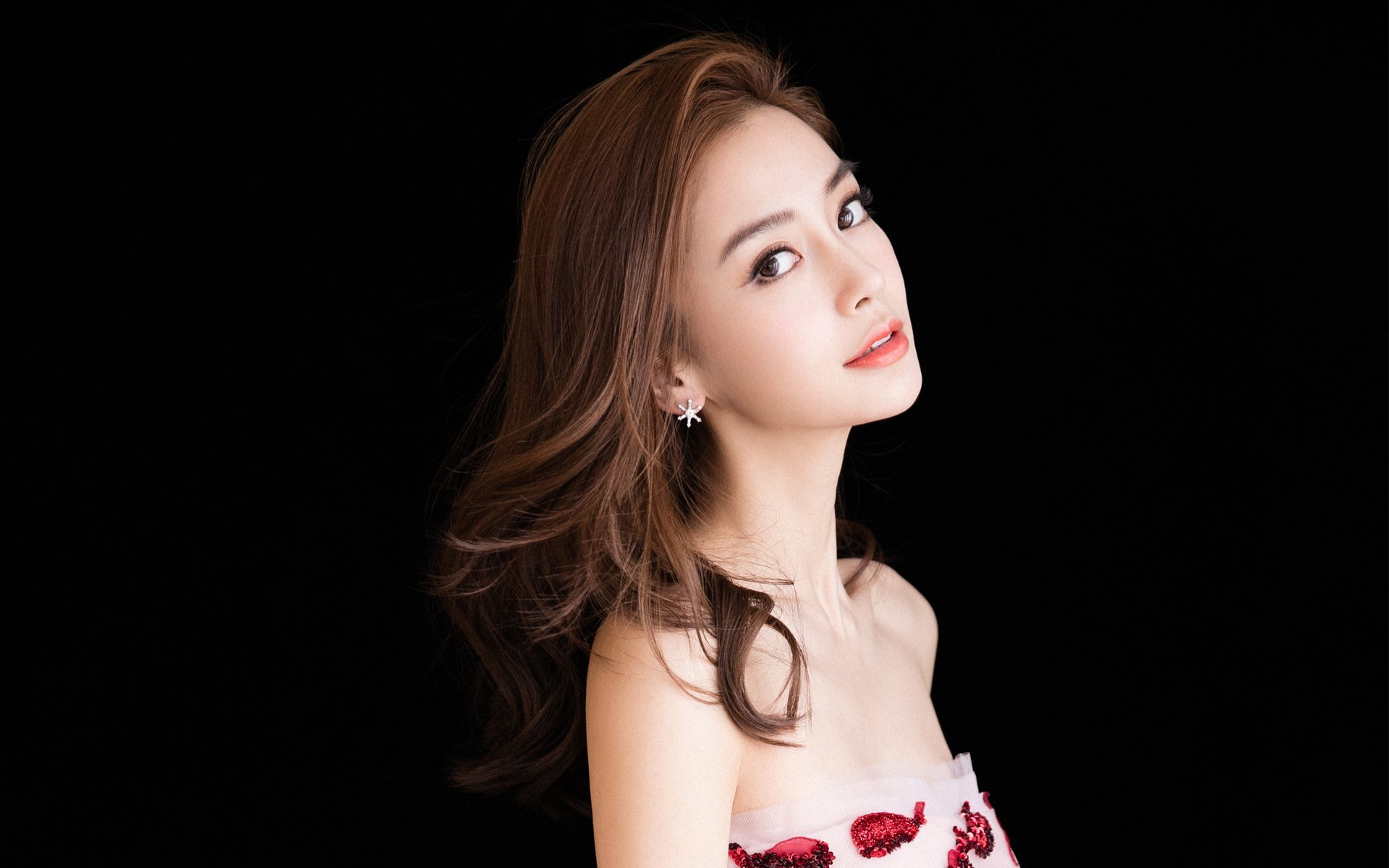 索伯鏖战迈凯伦，一场被高光掩盖的技术博弈