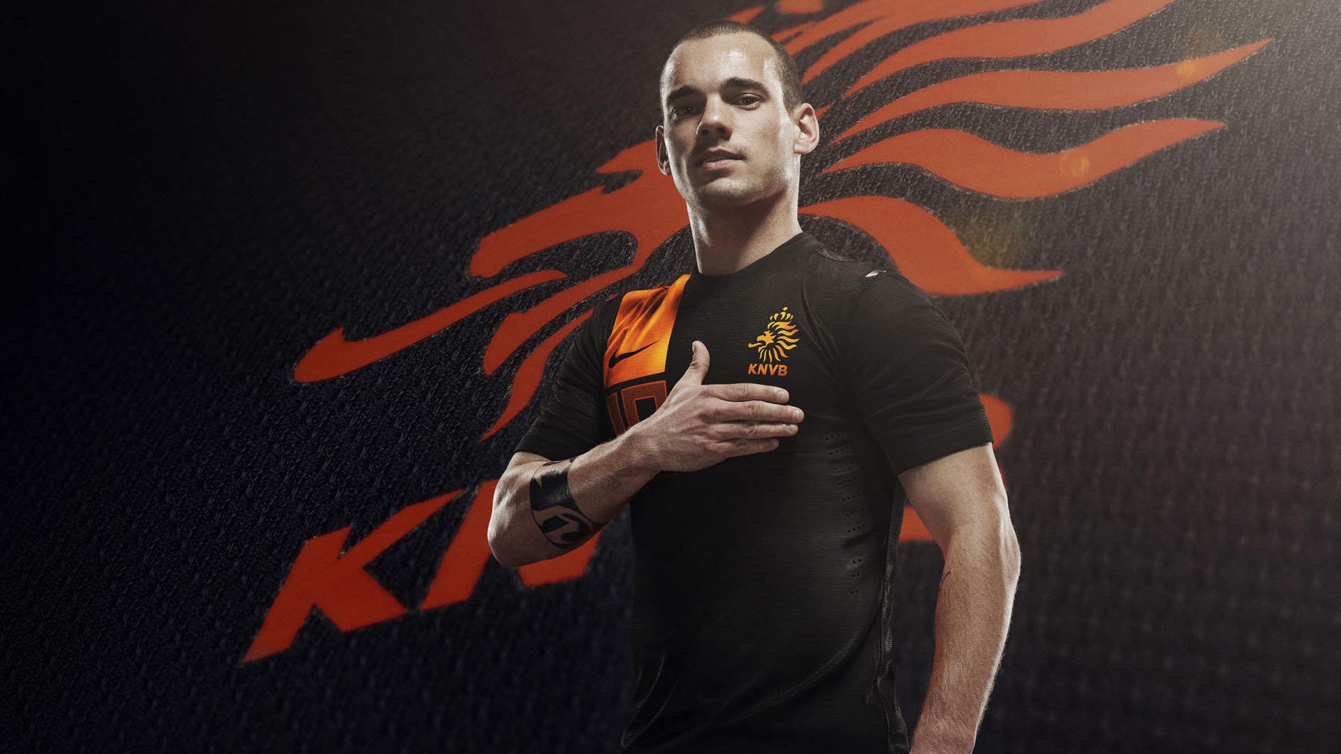 开云体育在线-郁金香战术再绽欧罗巴，当荷兰足球的全攻全守基因，在伯纳乌由赖斯铸成中场装甲