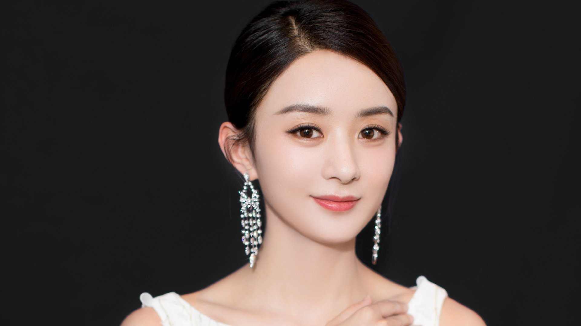 开云体育平台APP-绿茵场与硬木地板的交响，胜利的独一剧本