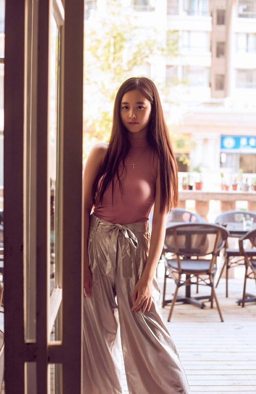 黑白巨塔的逆流主宰,阿坎吉如何以一己之力定义瑞士对阵威尔士的战役